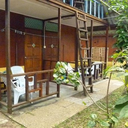 Cheers Garden Chalet Kampong Ayer Batang Exterior foto